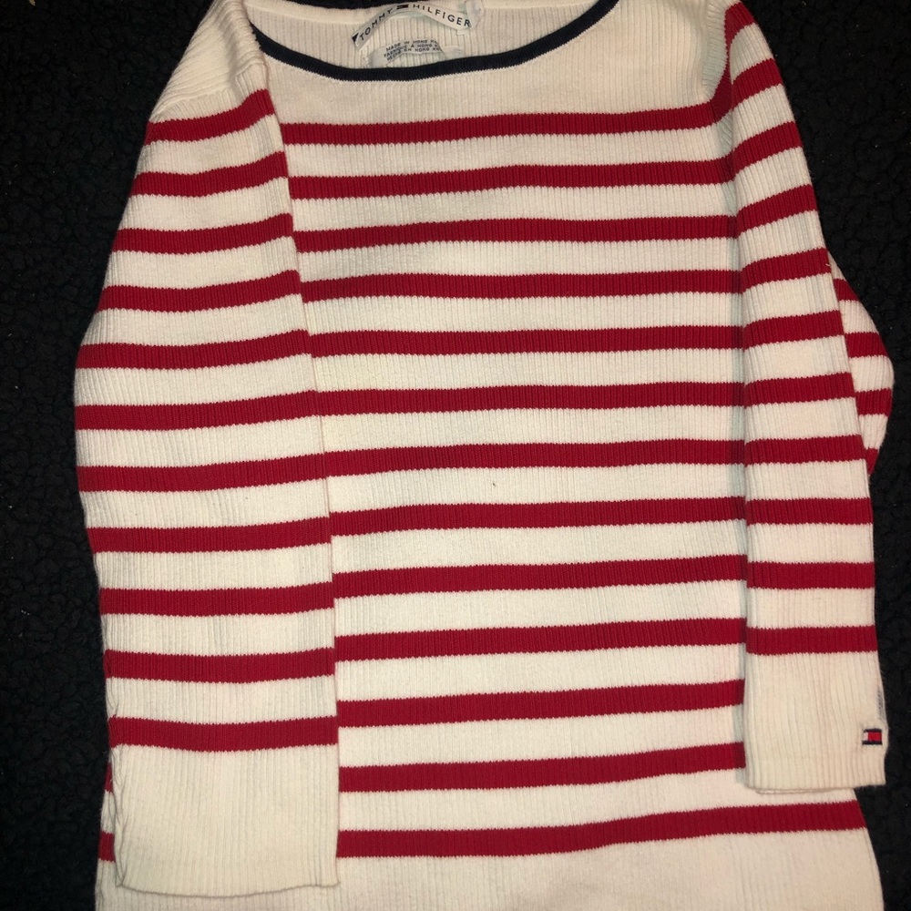Tommy Hilfiger casual Sweater, Worn Once!!